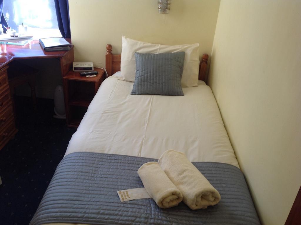 Hotel Cubbon House Douglas Zimmer foto